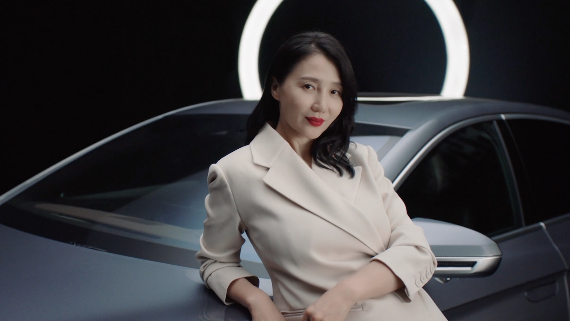 阿朵 | AG尊龙木兰荟首位女性挚友，新民族音乐人